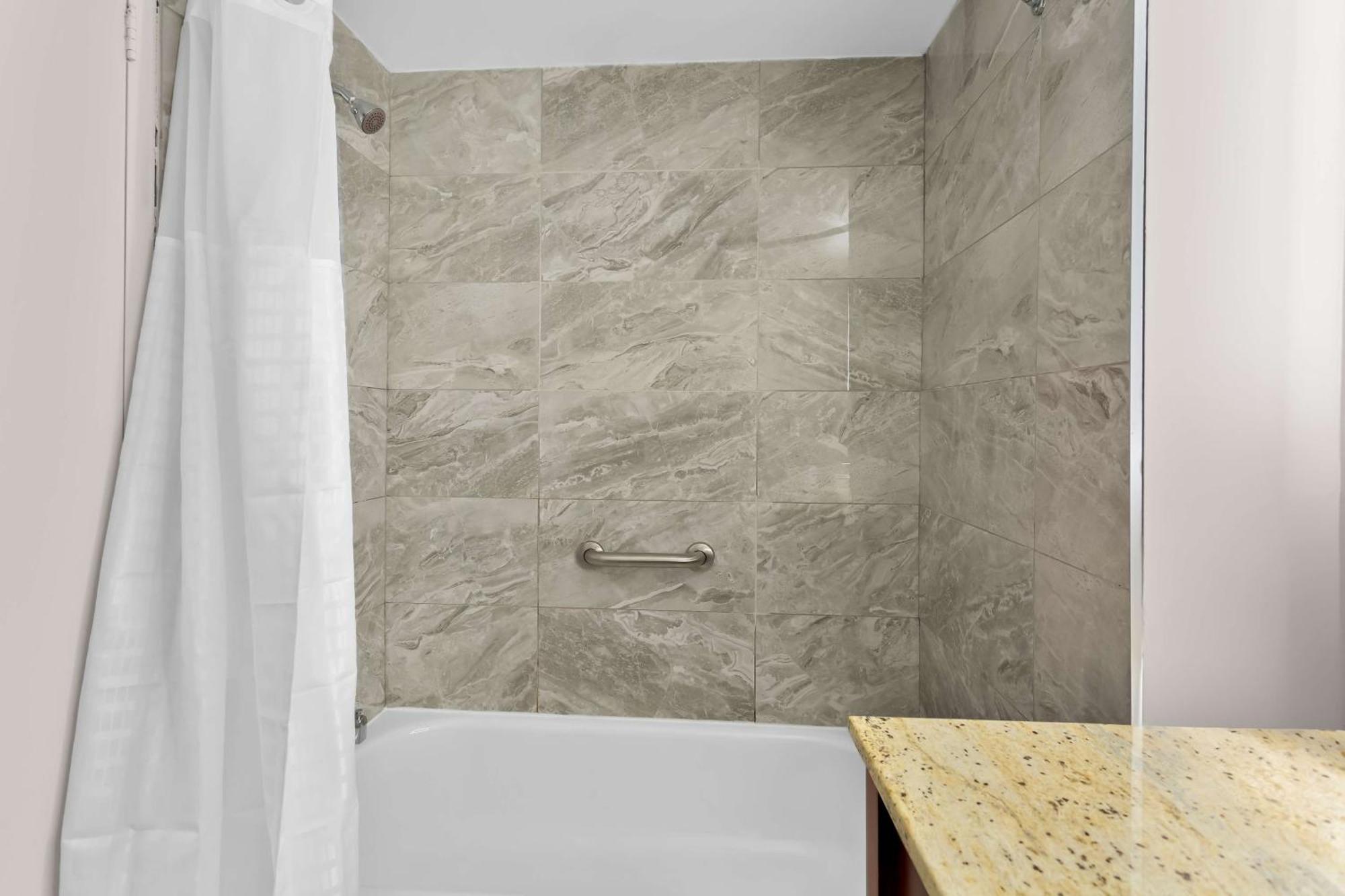 Surestay Plus By Best Western Windsor Exterior photo