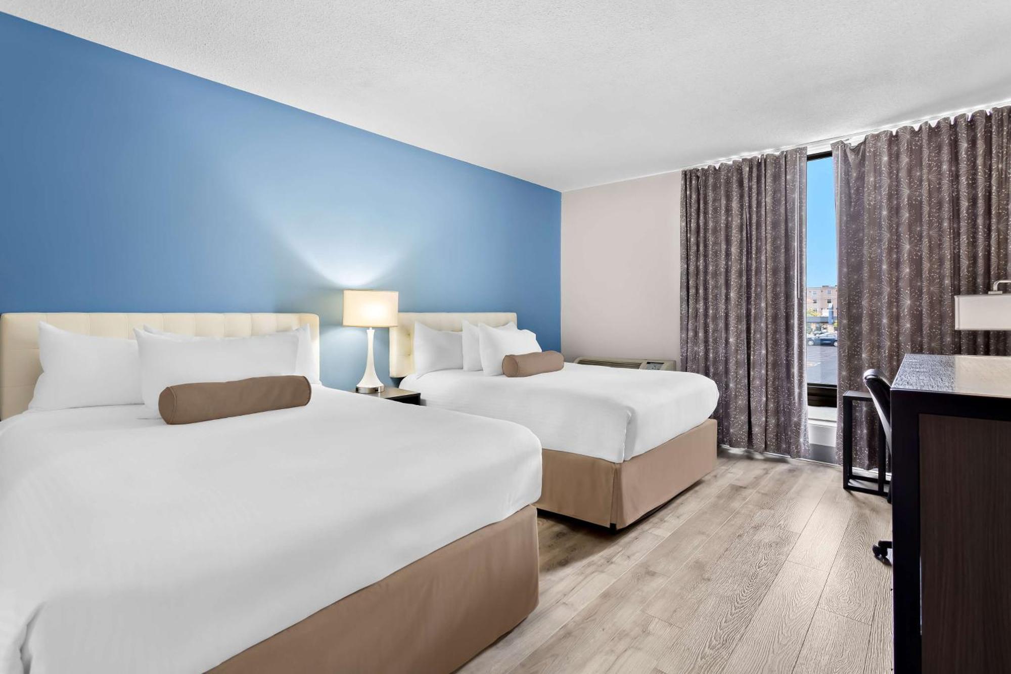 Surestay Plus By Best Western Windsor Exterior photo
